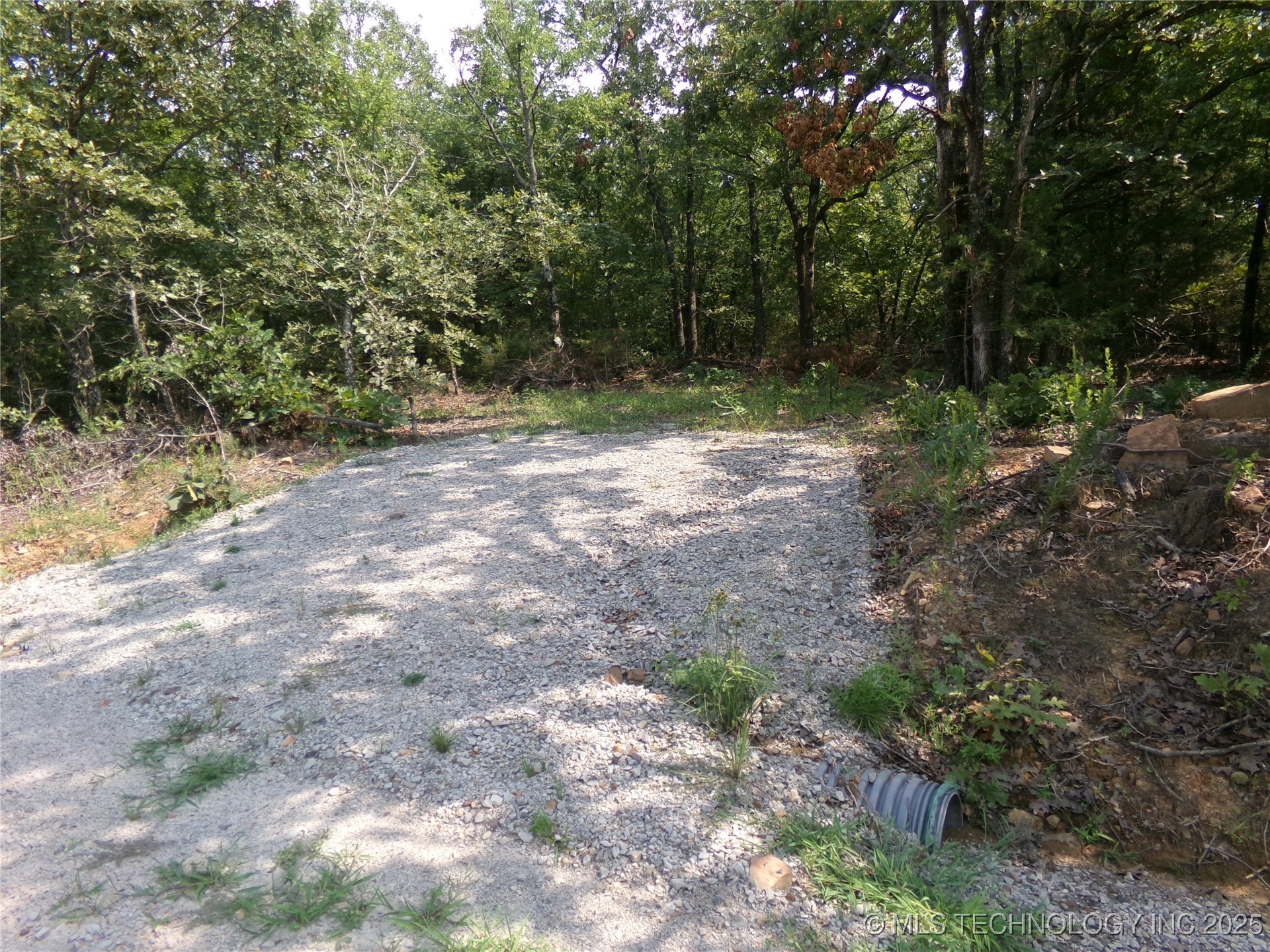 Bus Loop Road Property Photo 4