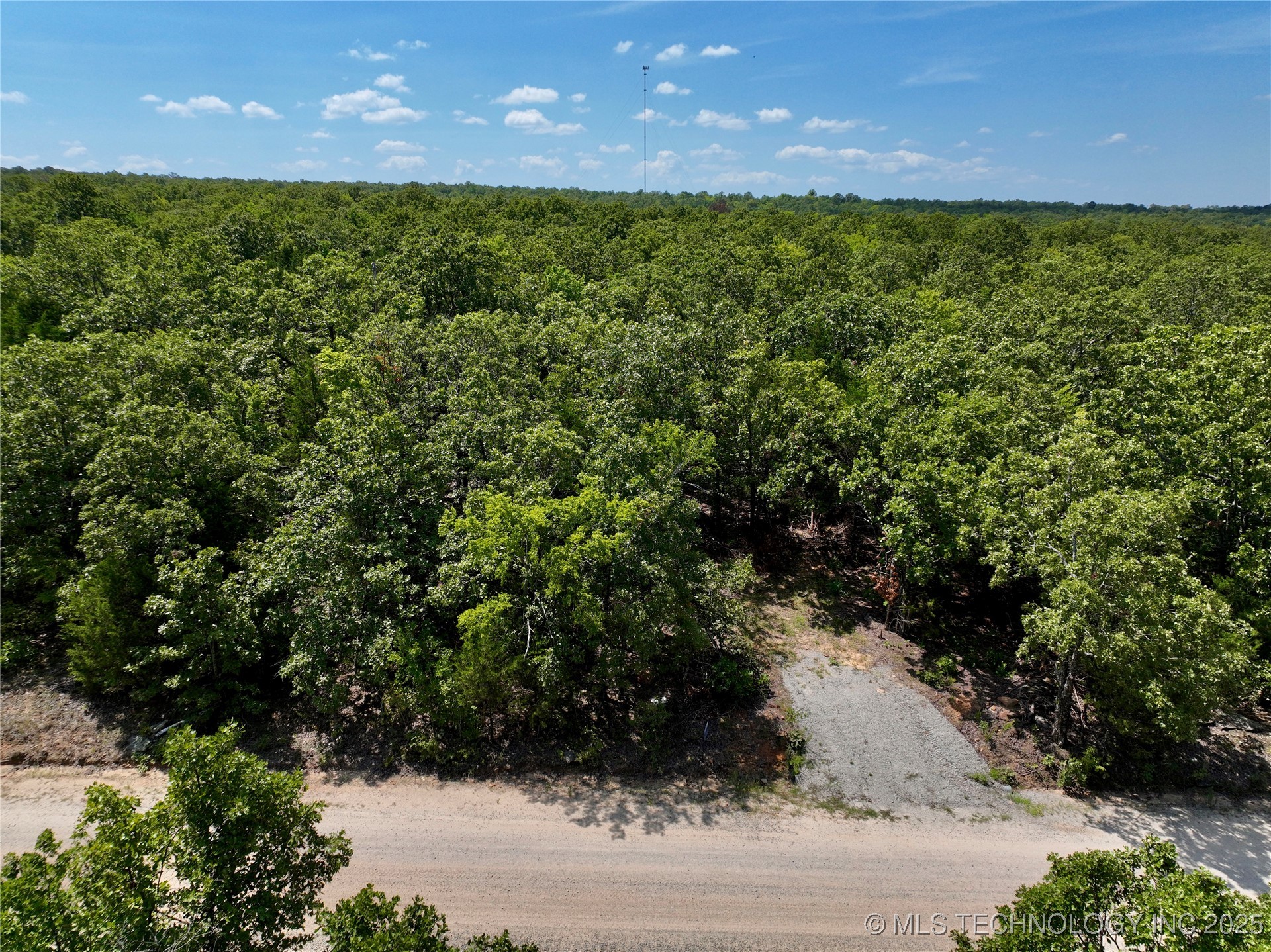 Bus Loop Road Property Photo 6