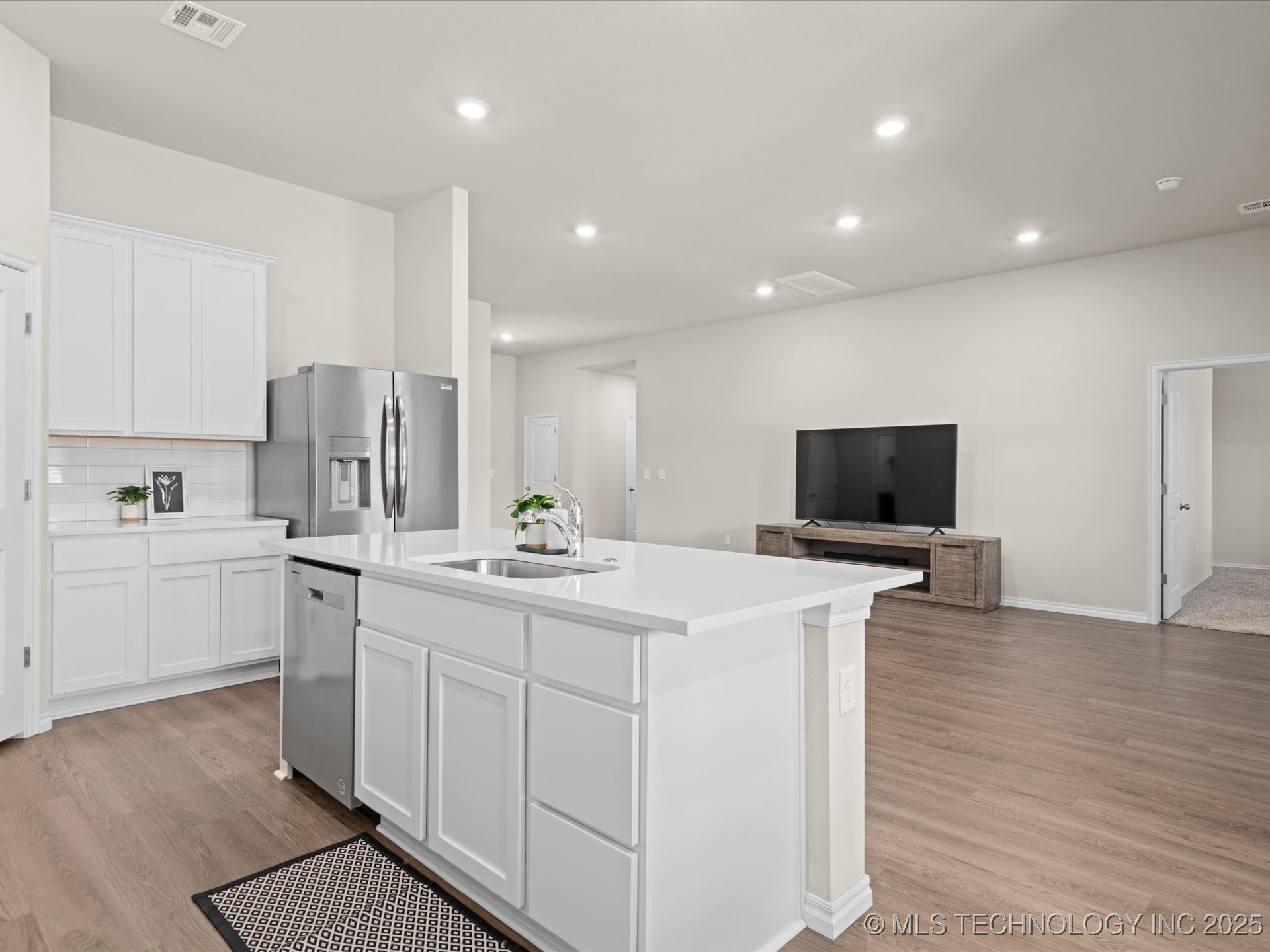 1507 Foxtail Park Lane Property Photo 10