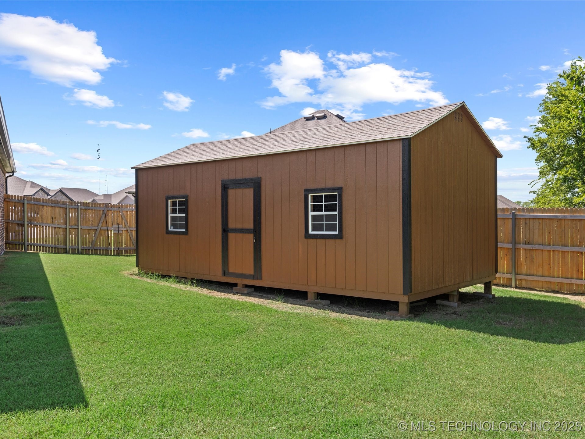 1507 Foxtail Park Lane Property Photo 30