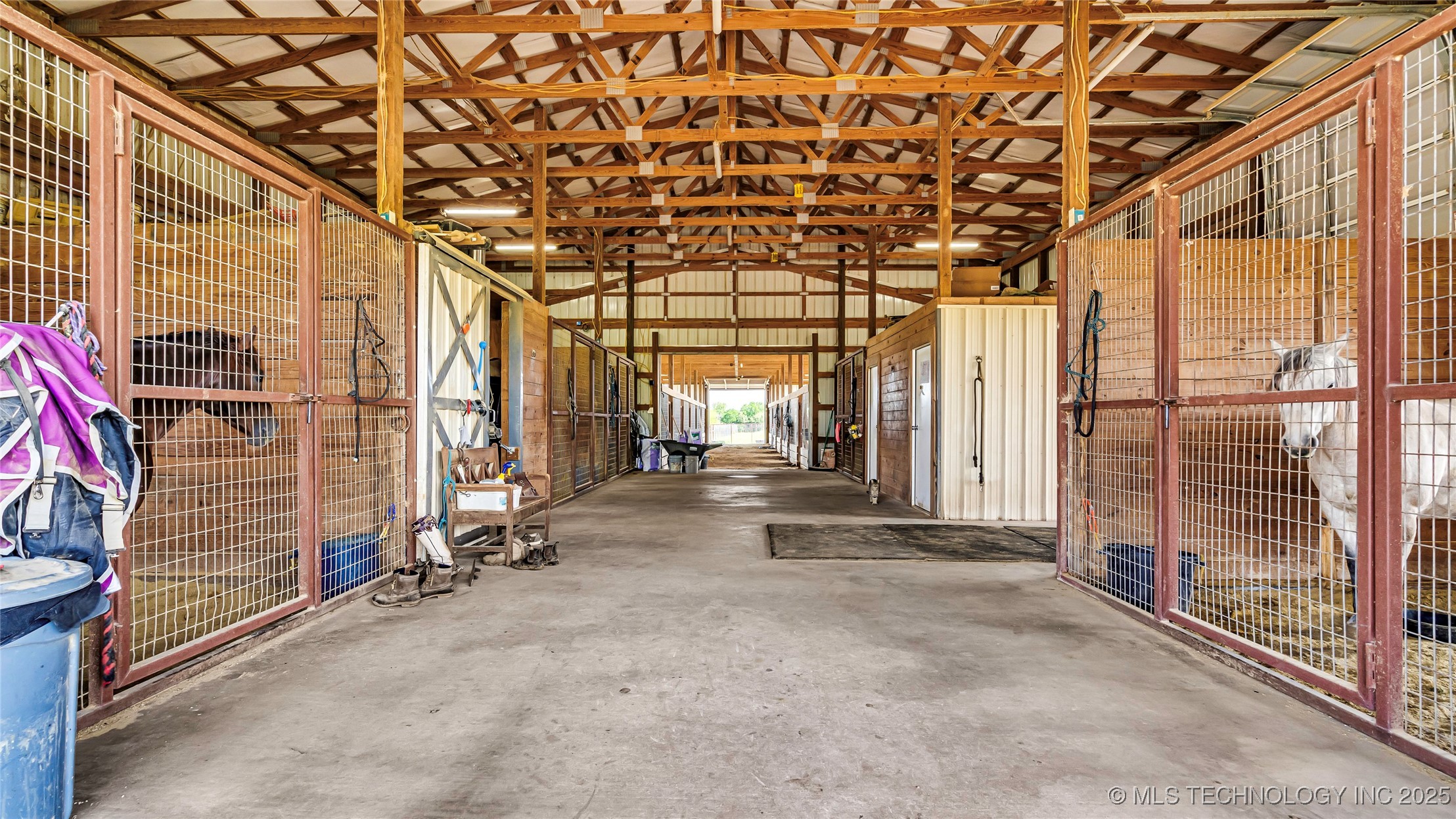 836 Reck Road Property Photo 5