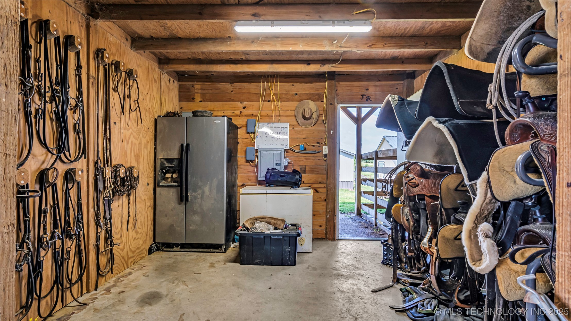 836 Reck Road Property Photo 7