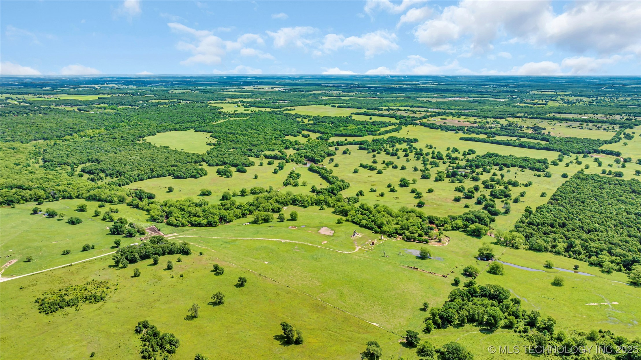 836 Reck Road Property Photo 15