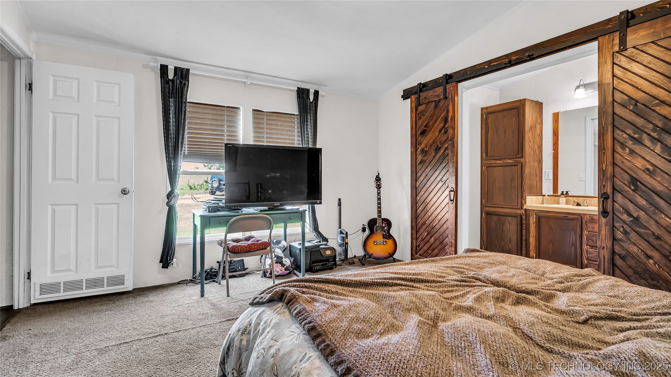 836 Reck Road Property Photo 17