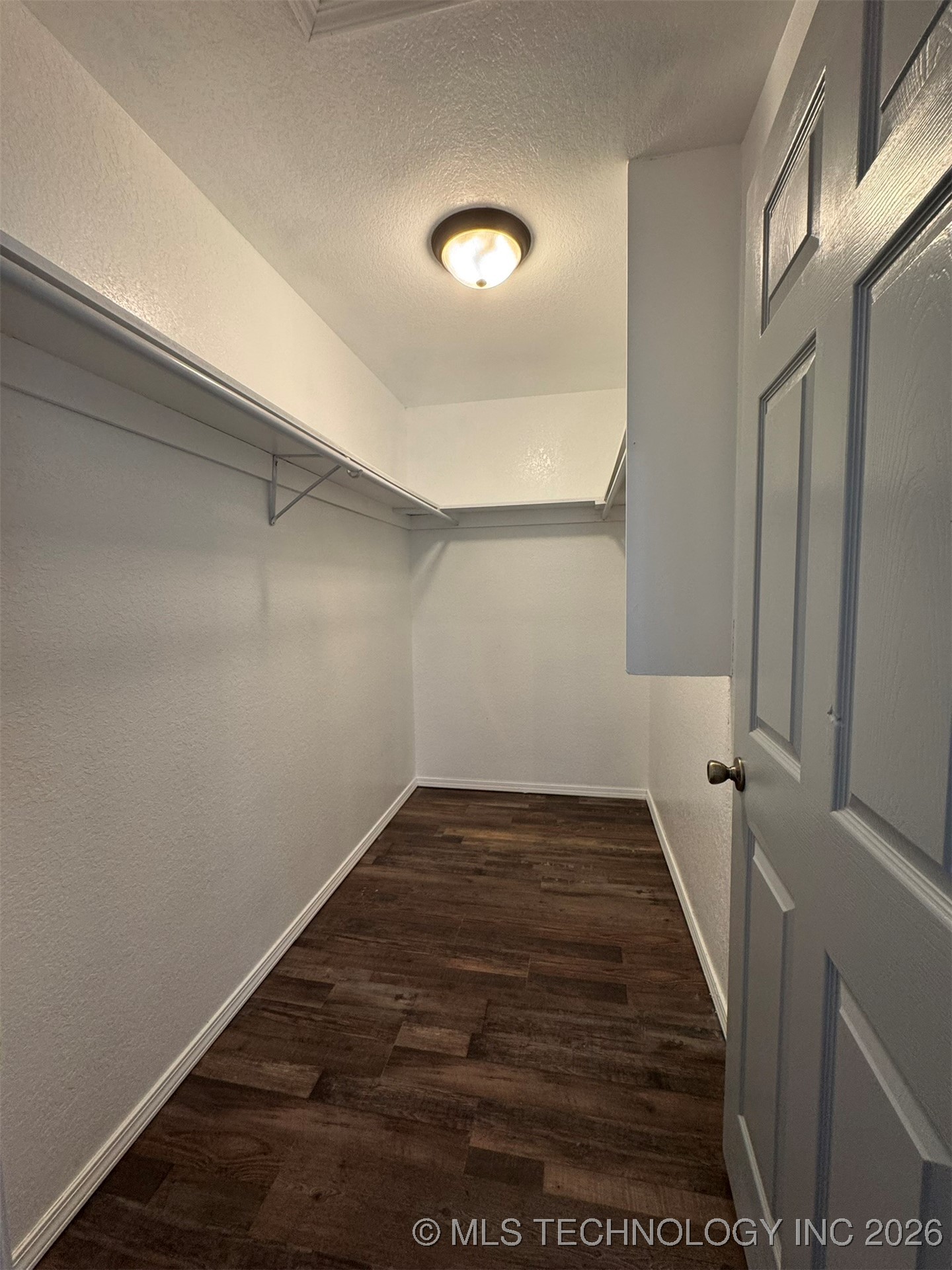 1306 W 17th Property Photo 14