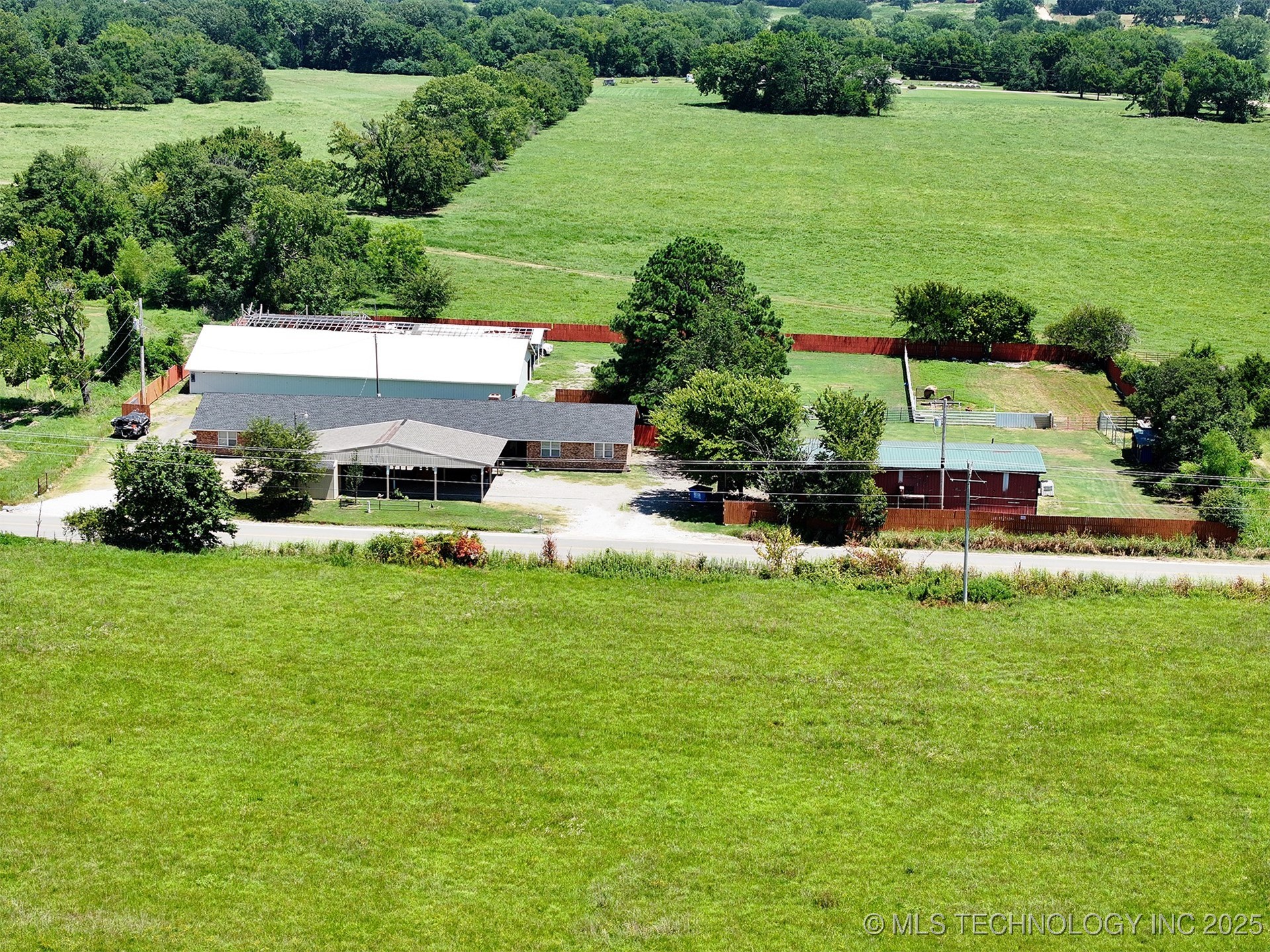 107903 S 4570 Road Property Photo 2