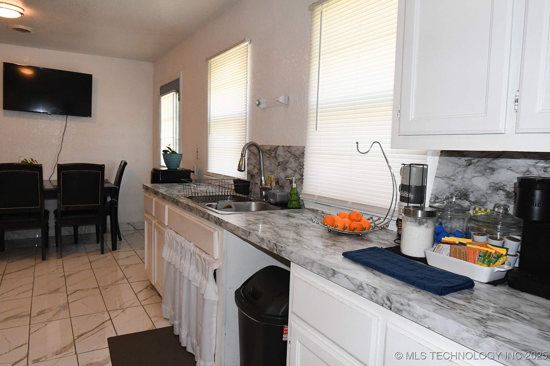 107903 S 4570 Road Property Photo 16