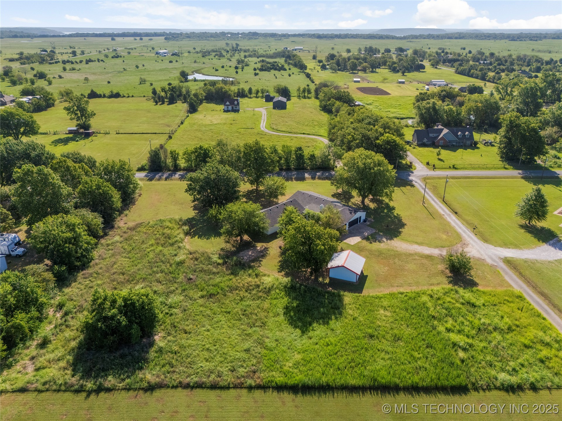 7425 E Oologah Place Property Photo 9
