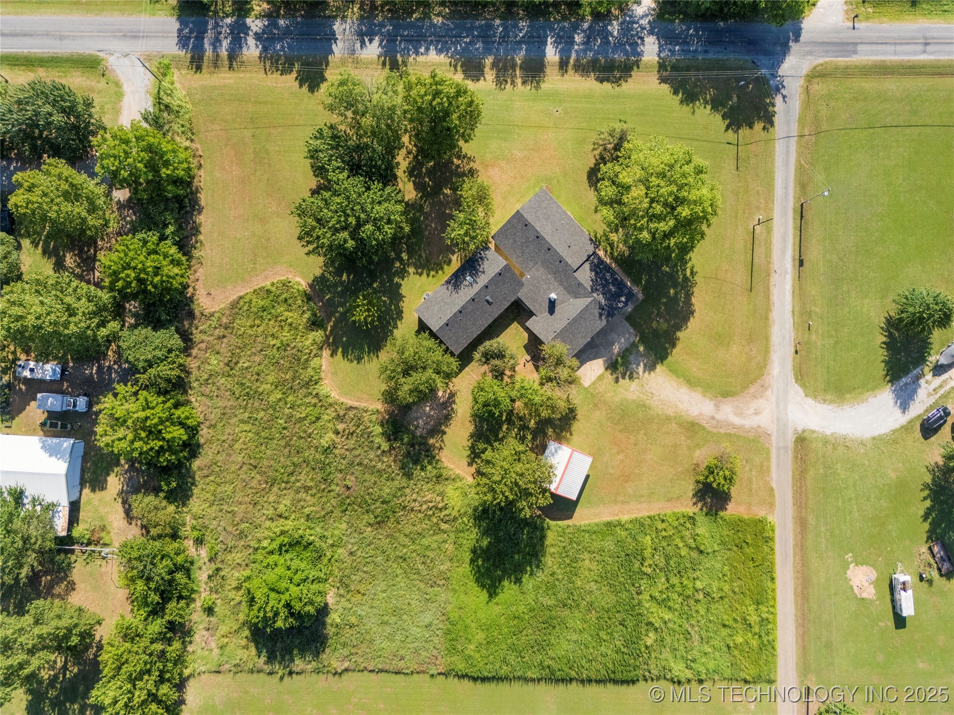 7425 E Oologah Place Property Photo 11