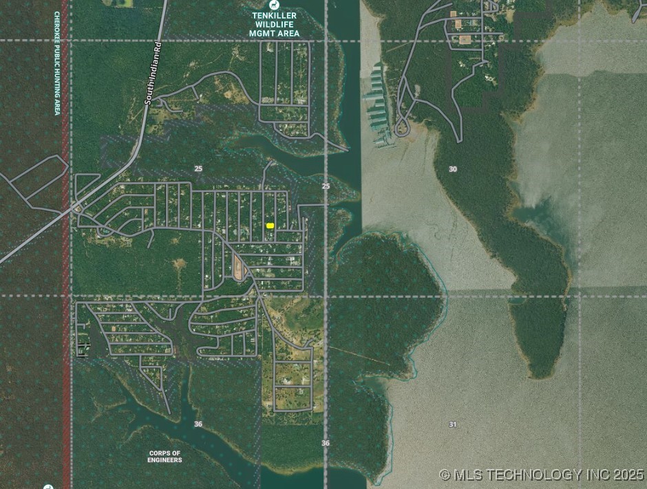 S Maple Drive Property Photo 7