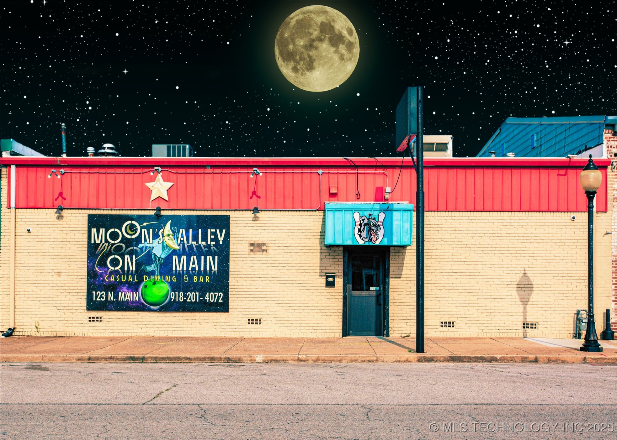 123 N Main Street Property Photo 1