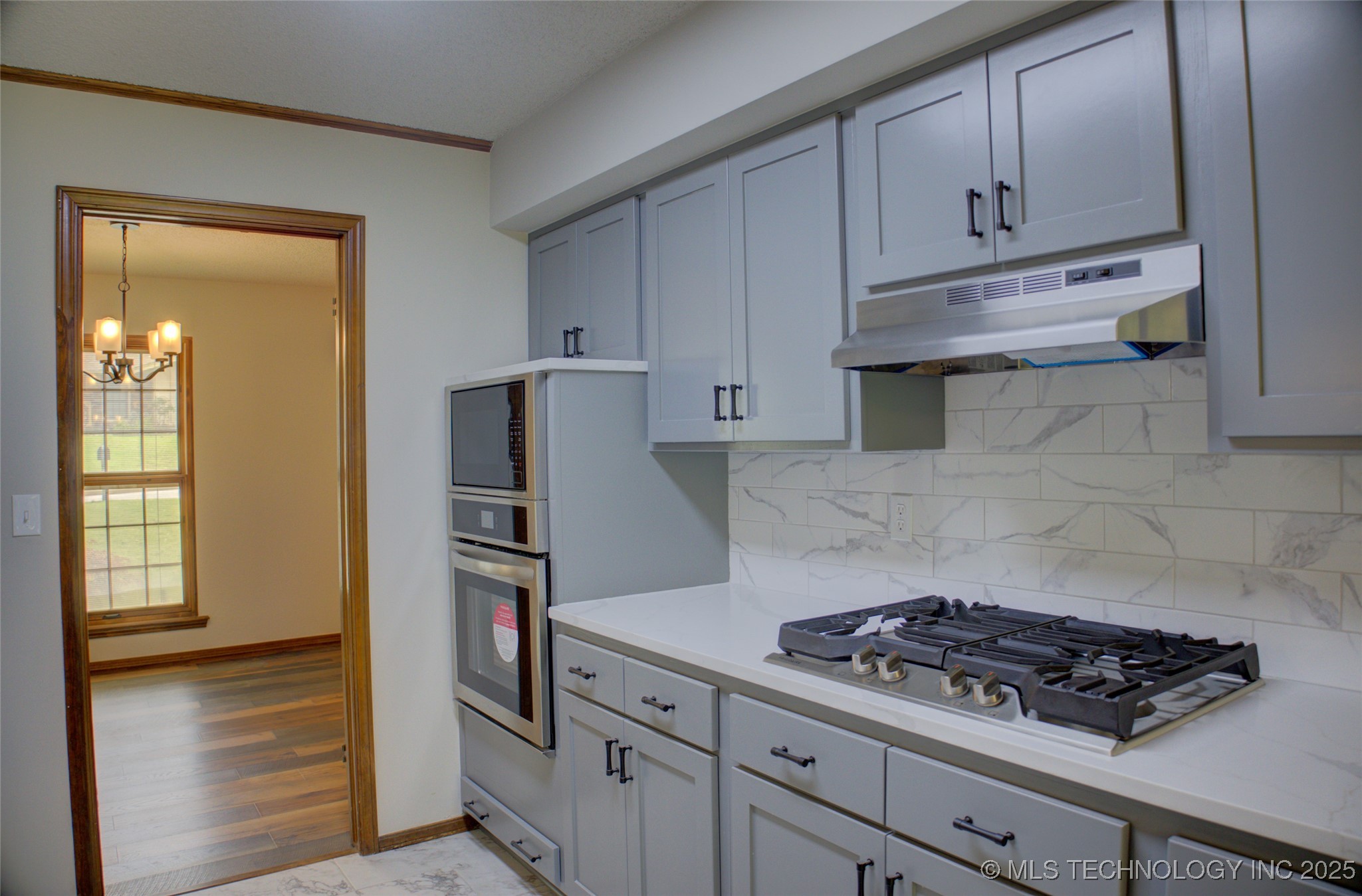 8242 S Sandusky Avenue Property Photo 24