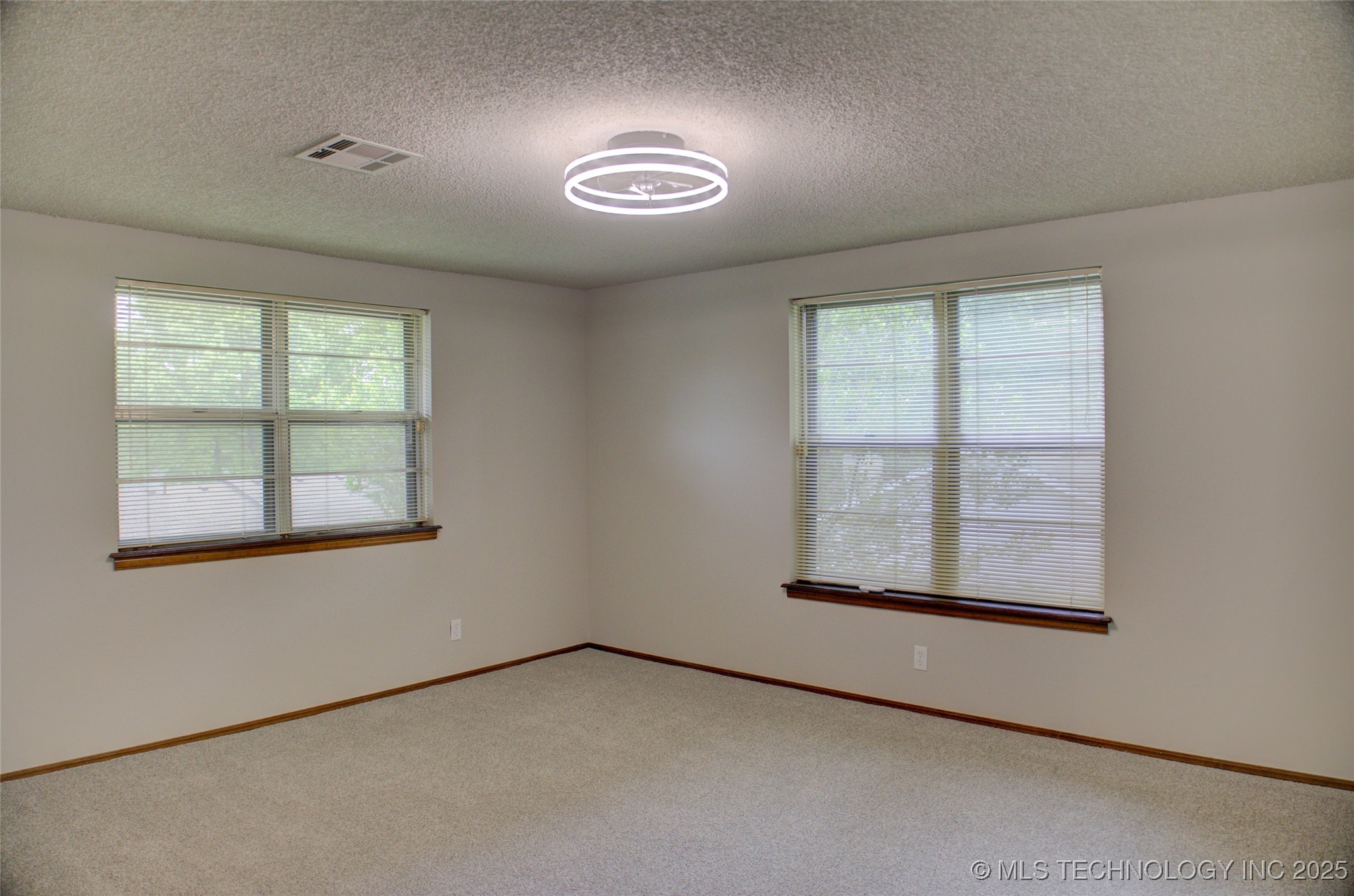 8242 S Sandusky Avenue Property Photo 36