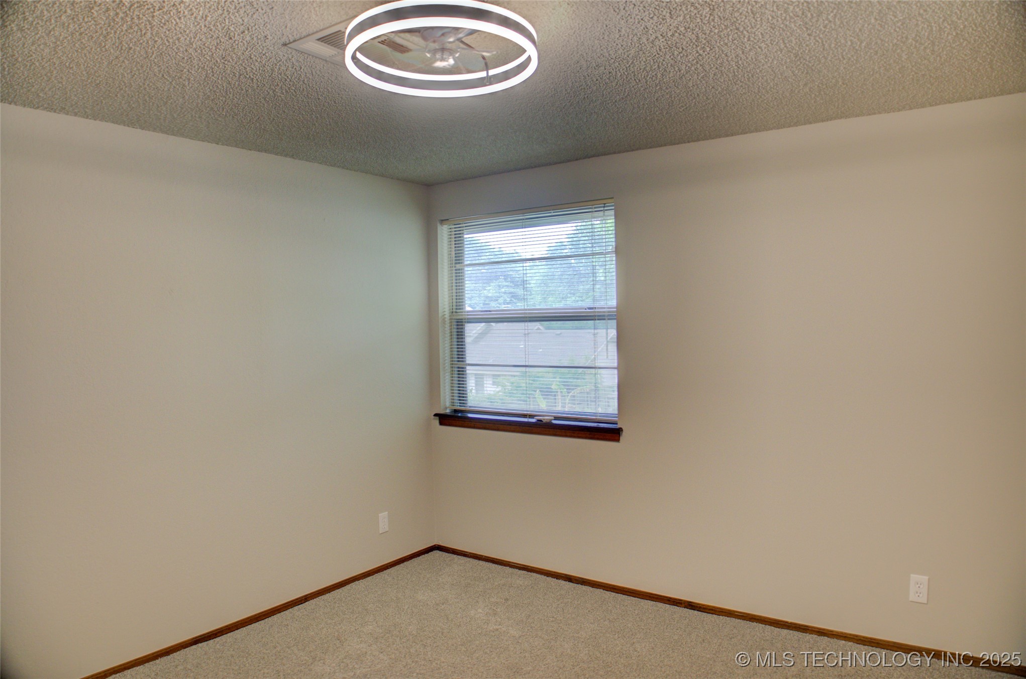 8242 S Sandusky Avenue Property Photo 40