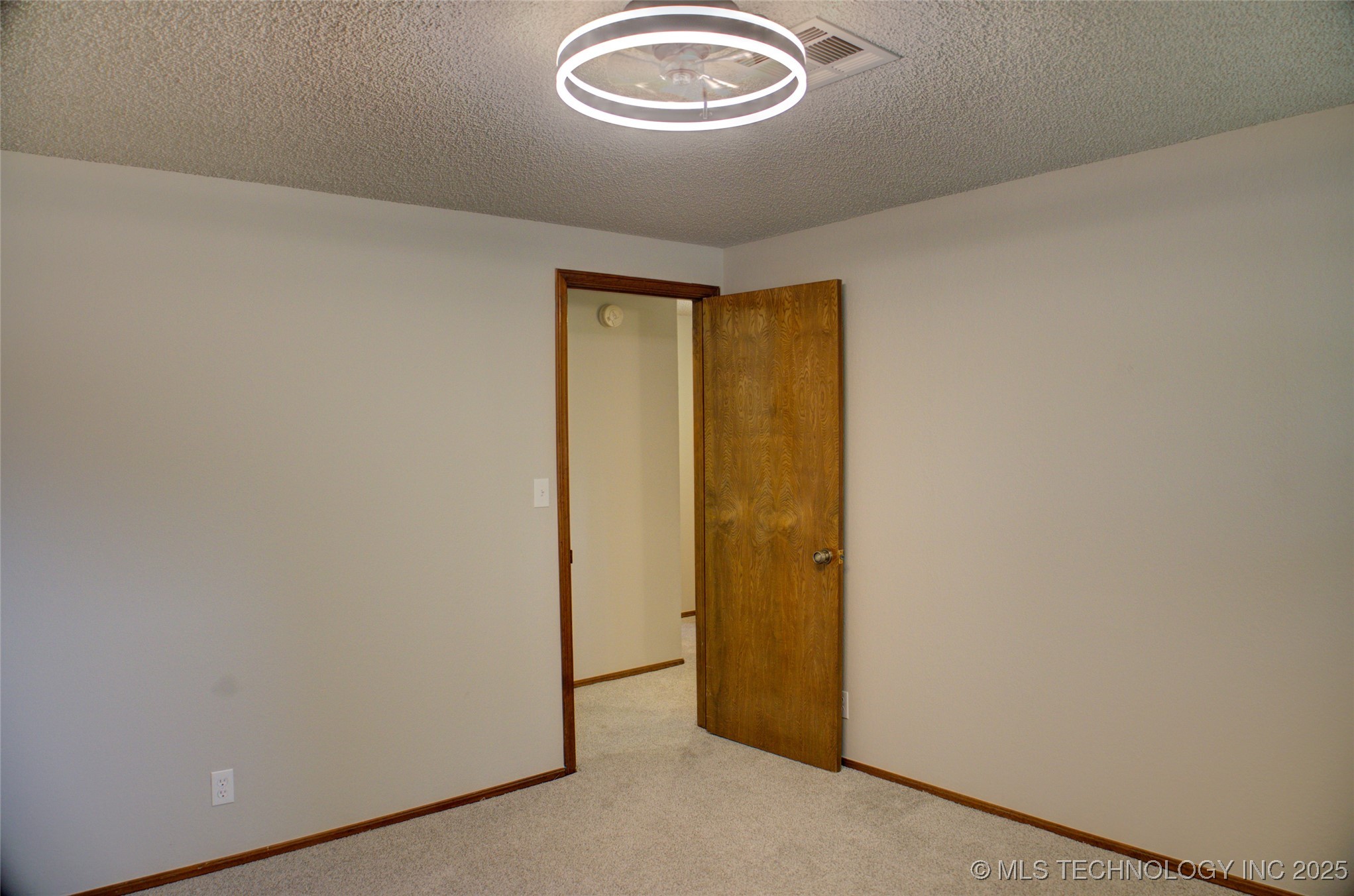 8242 S Sandusky Avenue Property Photo 41