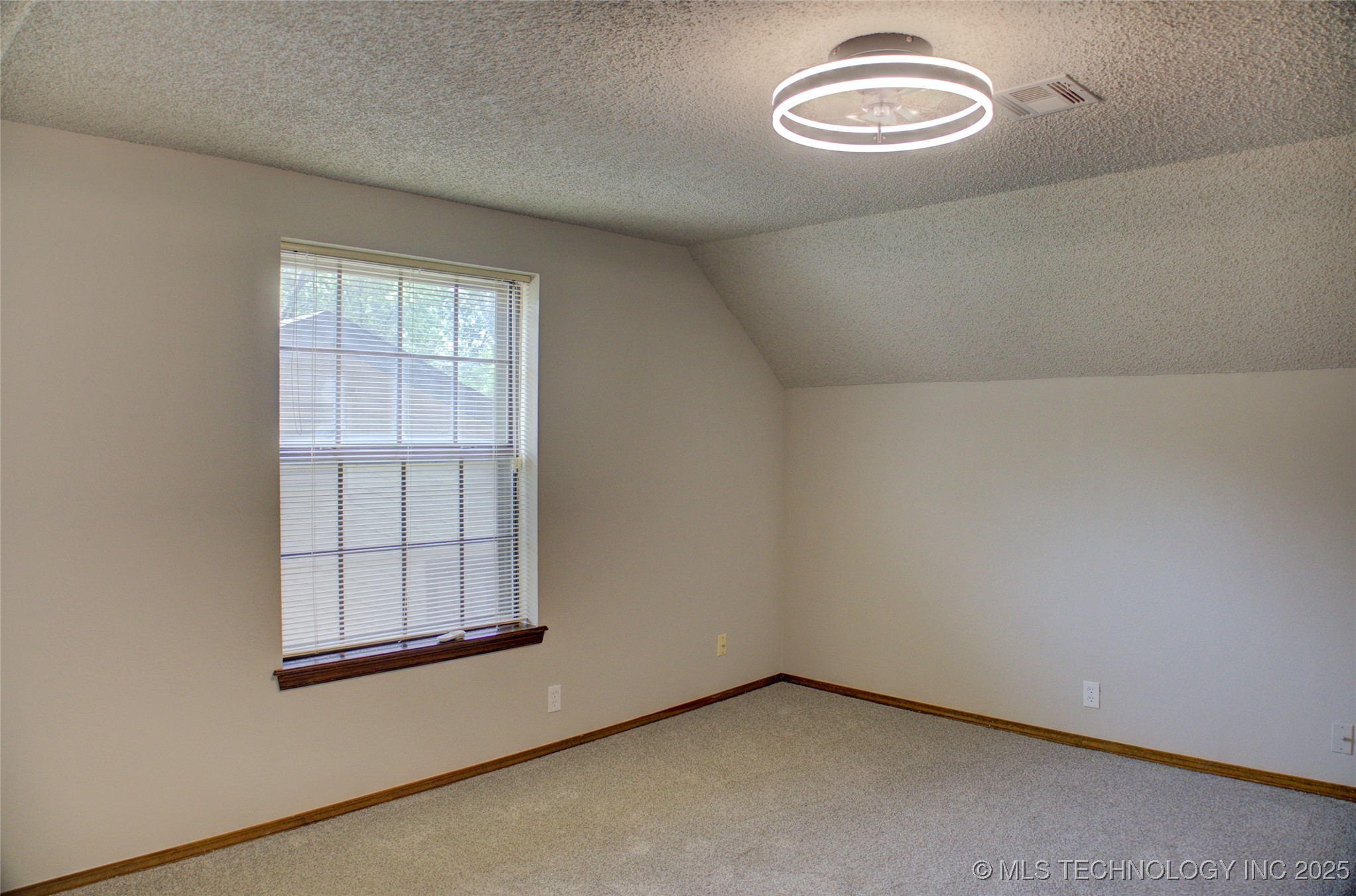 8242 S Sandusky Avenue Property Photo 49