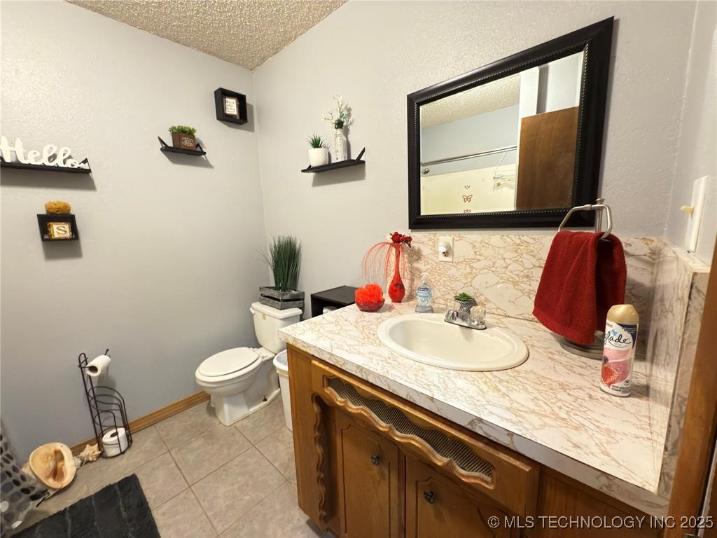 315 Noble Property Photo 10