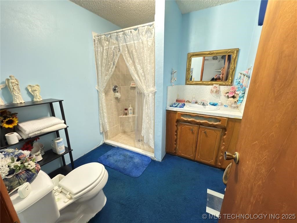 315 Noble Property Photo 16