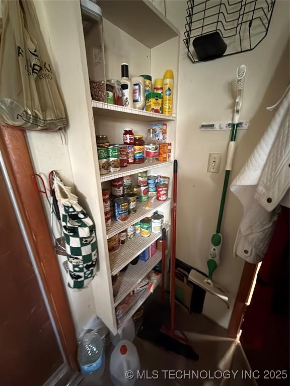 315 Noble Property Photo 28