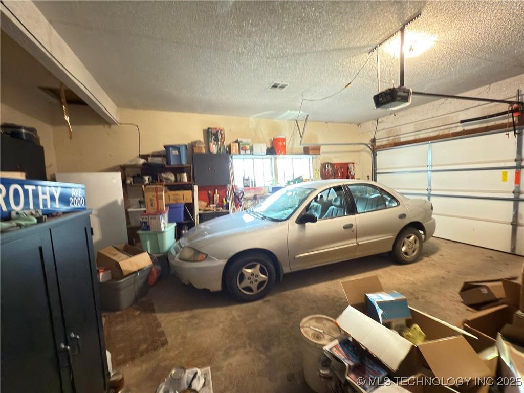 315 Noble Property Photo 30