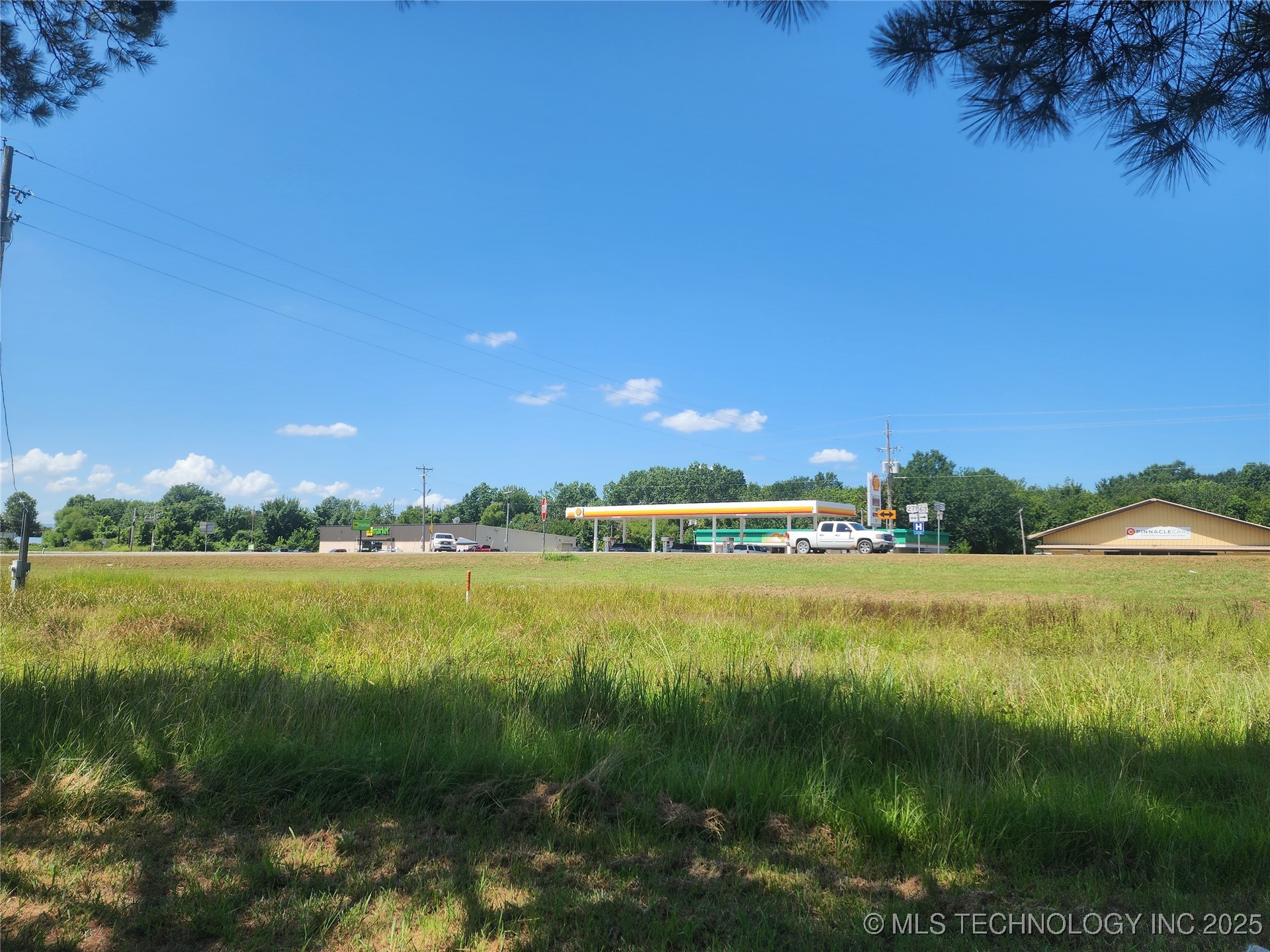 1005 Dallas Street Property Photo 5