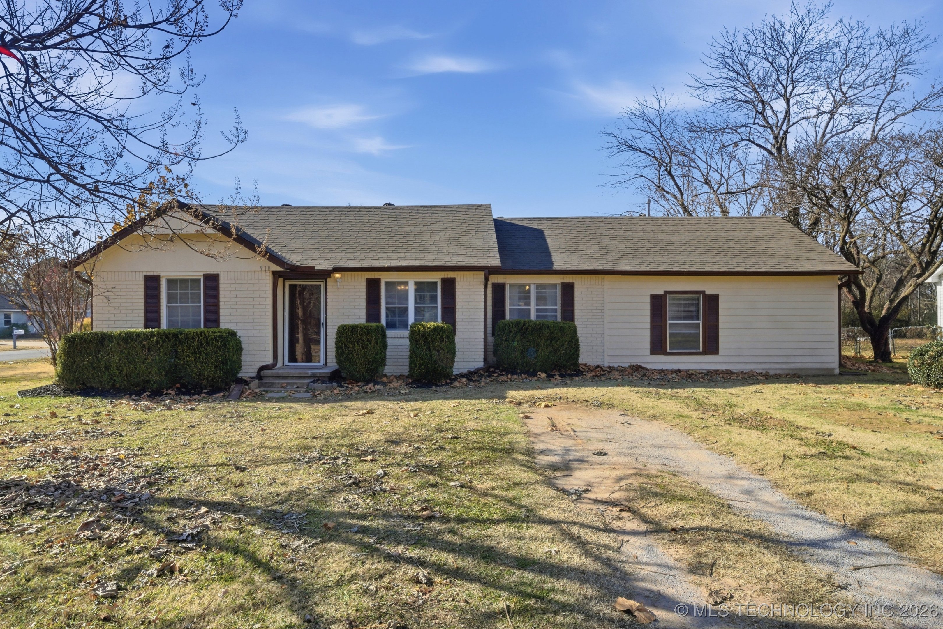 918 S Birch Place Property Photo 1