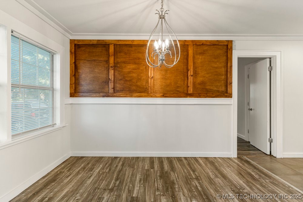 4939 N Trenton Avenue Property Photo 8