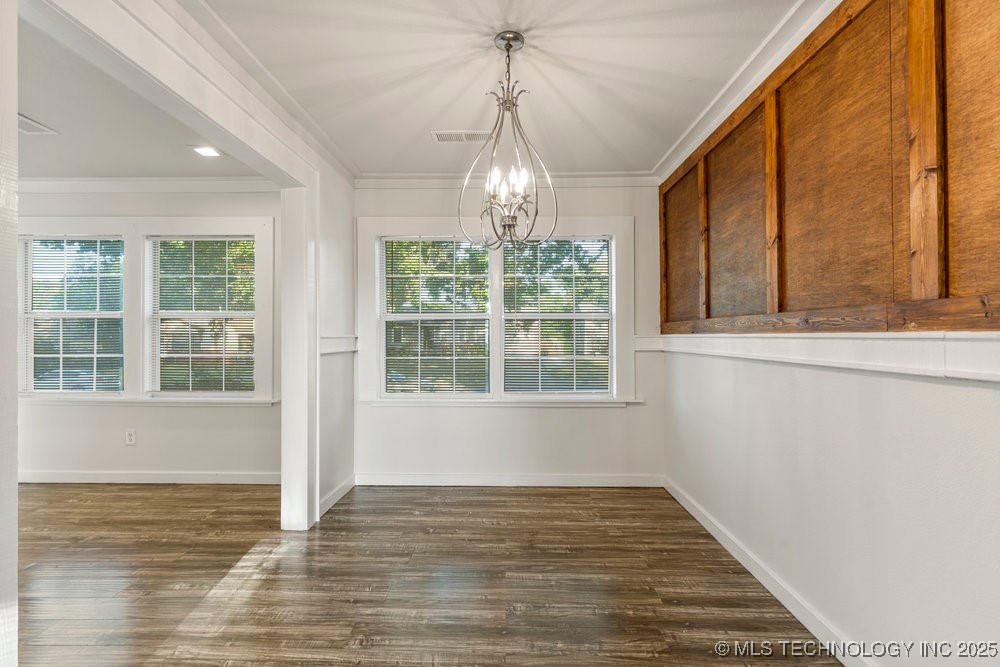 4939 N Trenton Avenue Property Photo 9