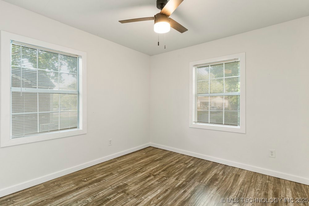 4939 N Trenton Avenue Property Photo 14