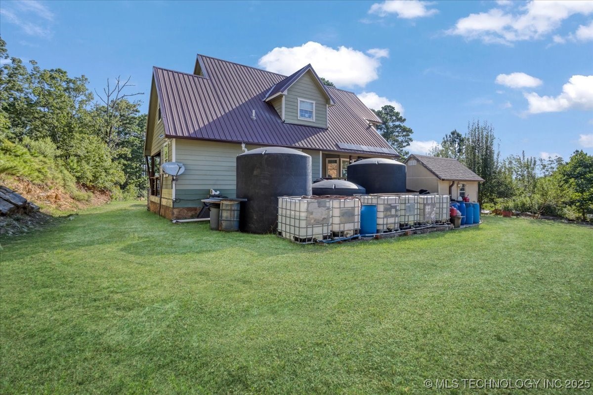 417076 E 1800 Property Photo 7