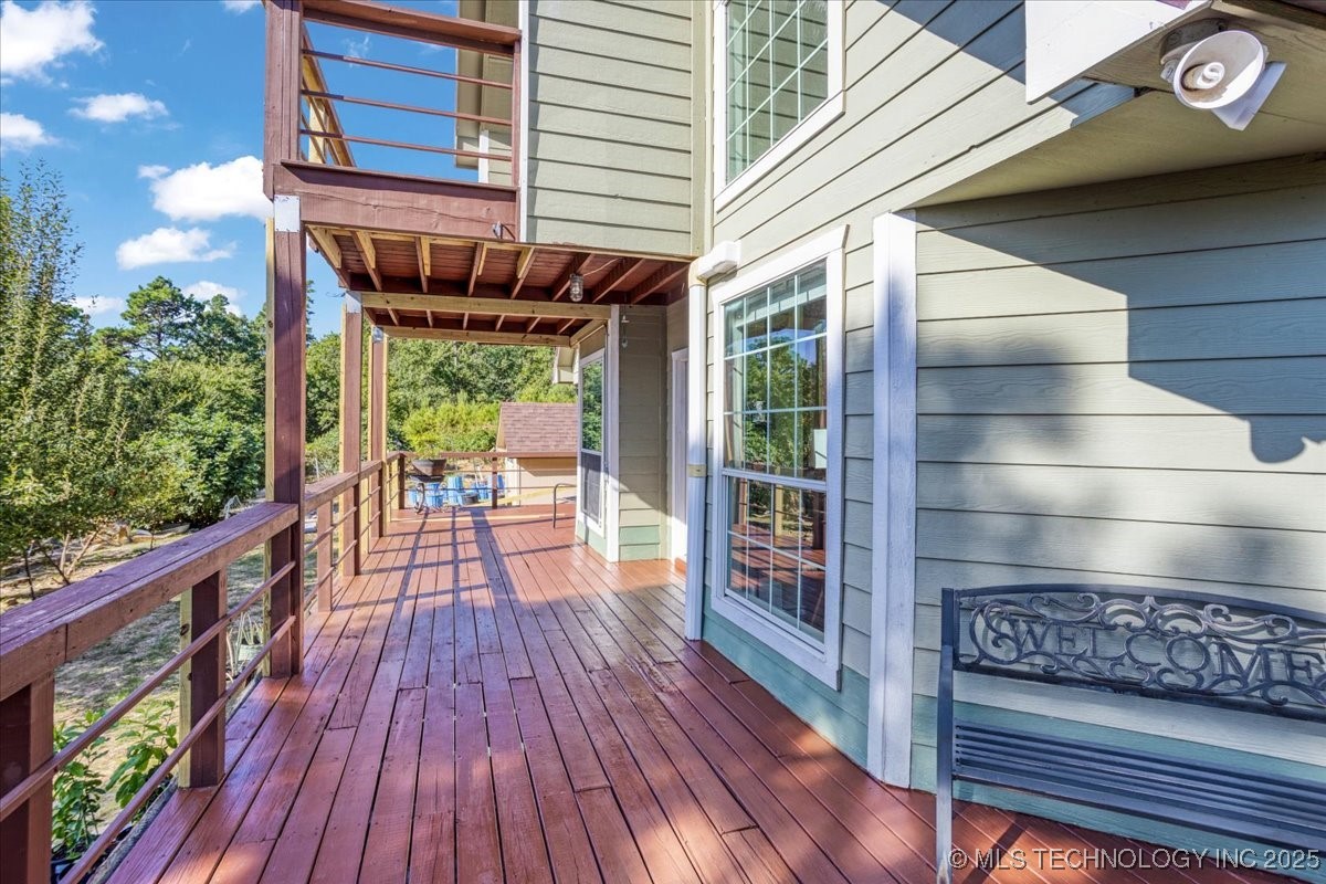 417076 E 1800 Property Photo 11