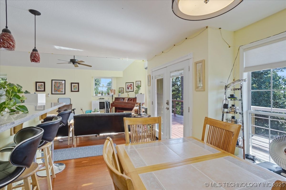 417076 E 1800 Property Photo 22