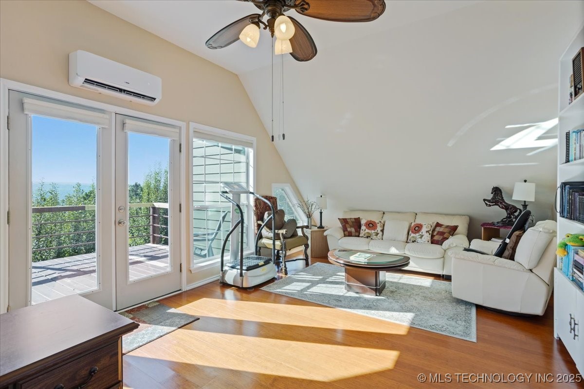 417076 E 1800 Property Photo 25