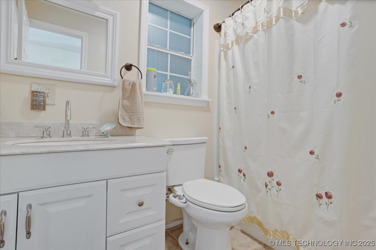 417076 E 1800 Property Photo 39