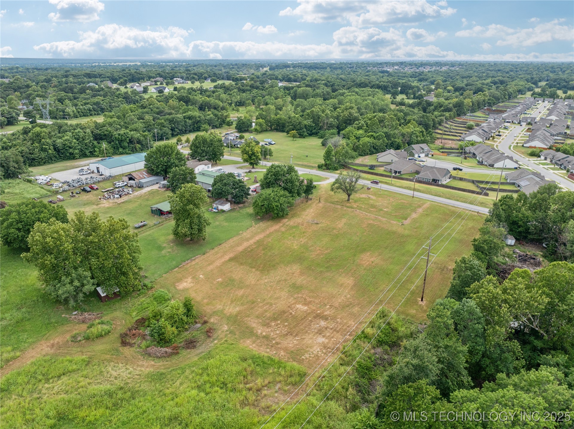 13 S 193rd East Avenue Property Photo 6