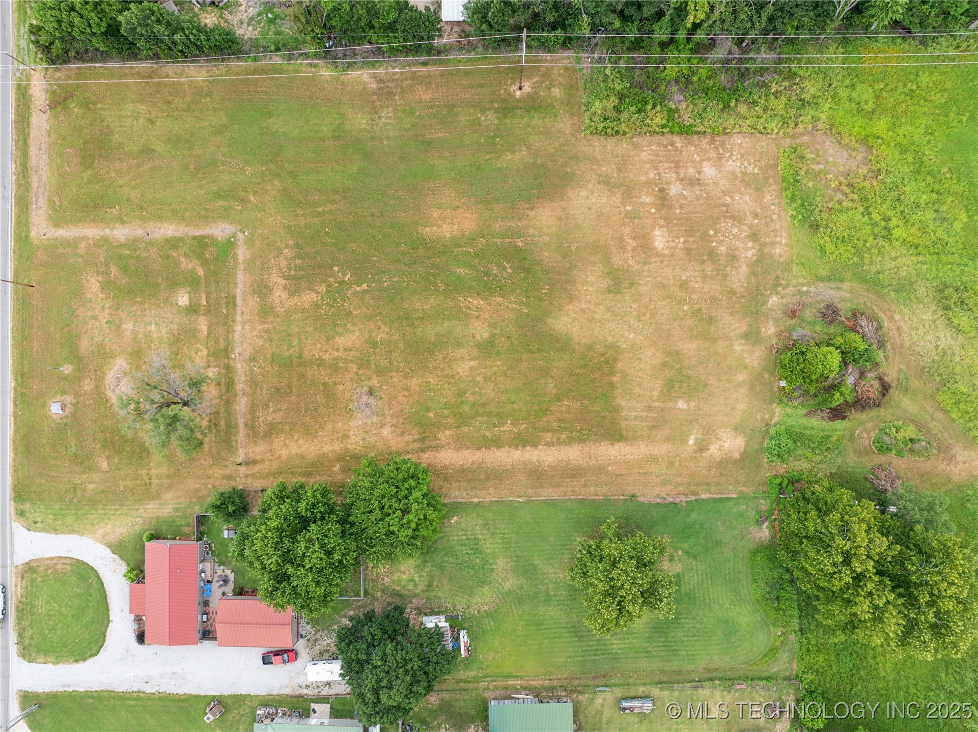 13 S 193rd East Avenue Property Photo 12