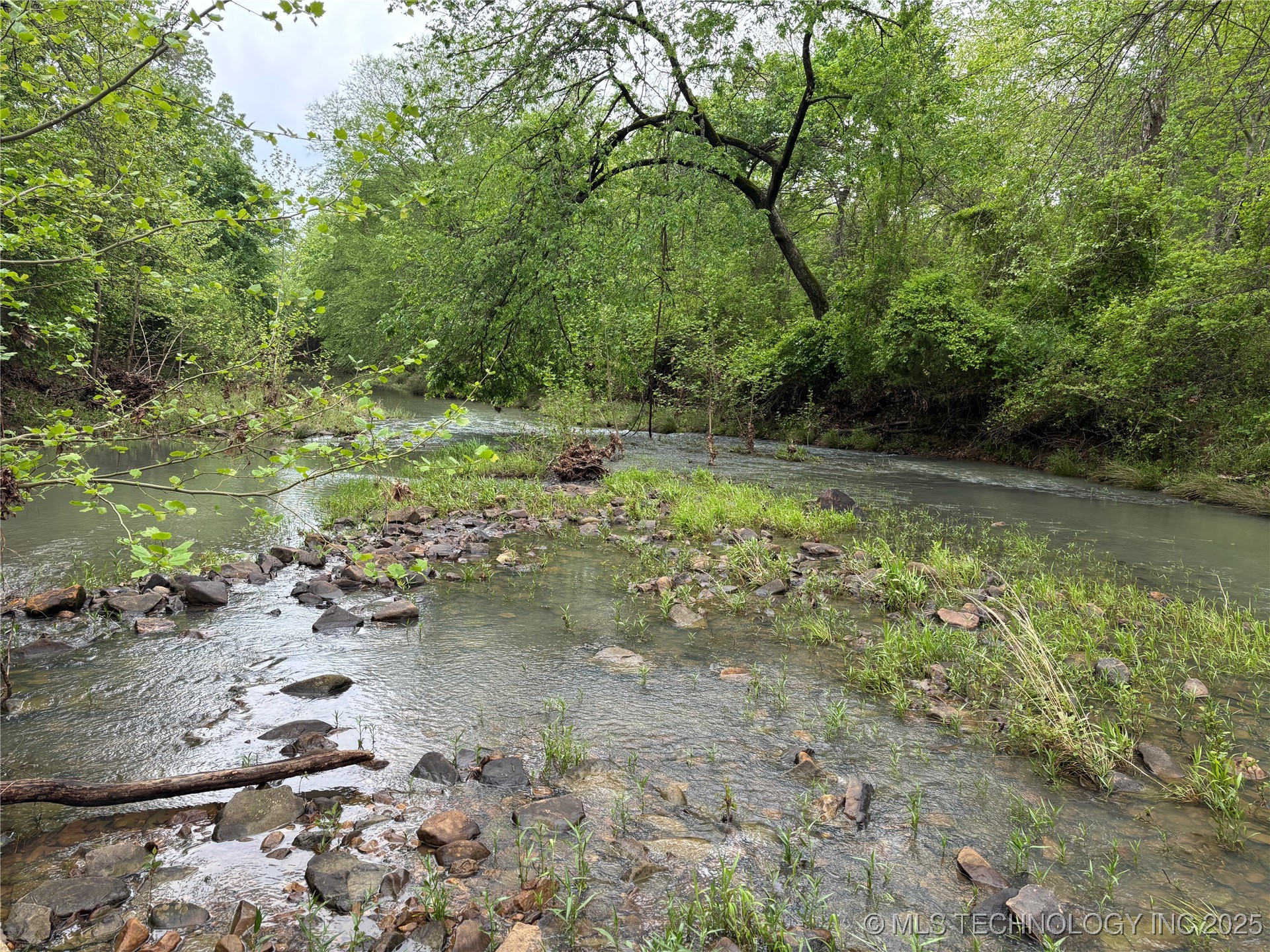 001 E Bolen Hollow W Property Photo 1