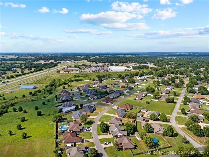 1045 W Mcintosh Avenue Property Photo 30