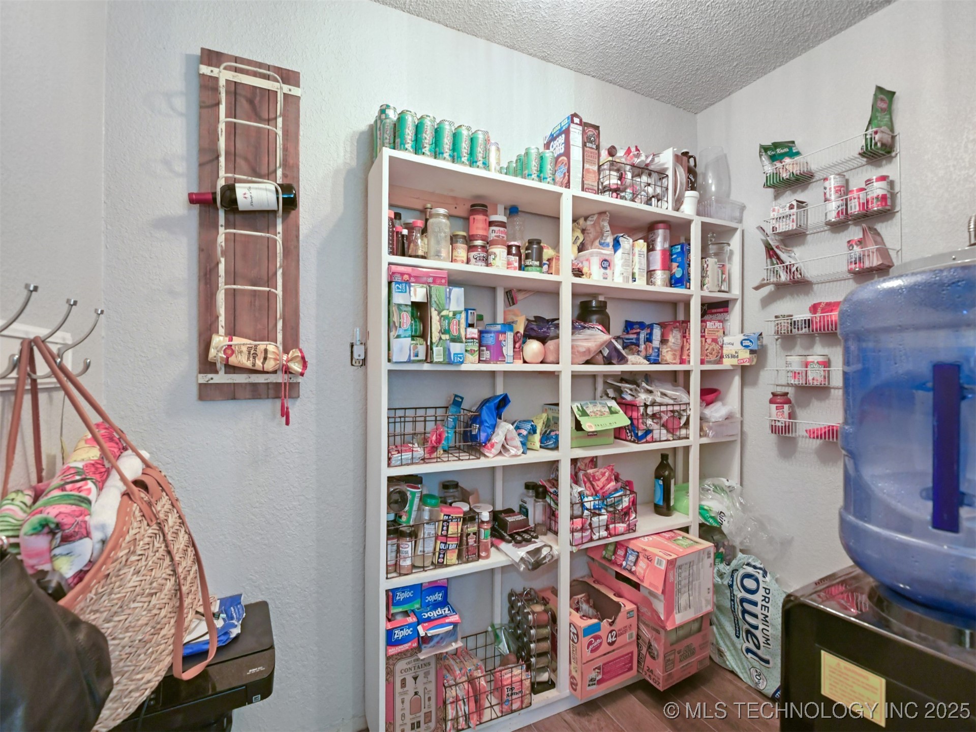 402 Beaumont Drive Property Photo 14