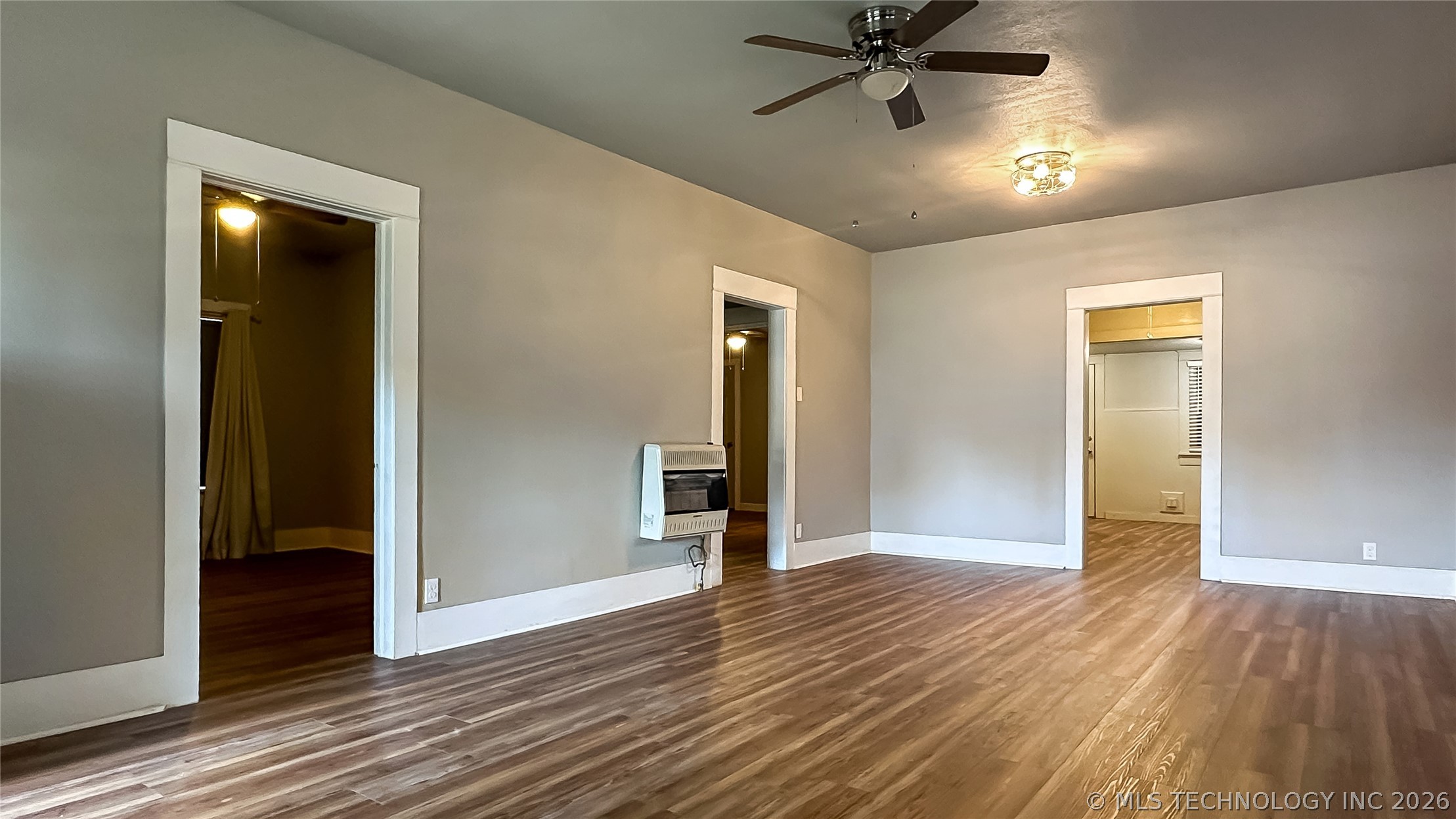 700 Lincoln Property Photo 4