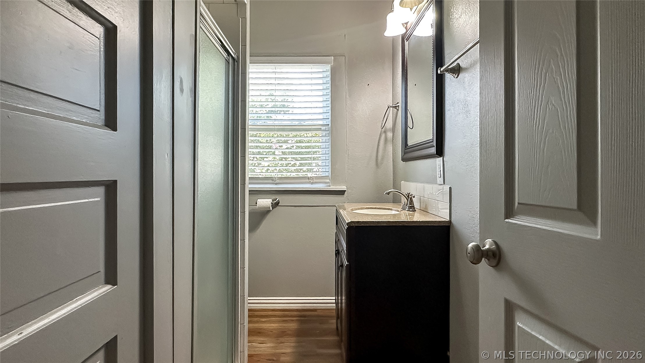 700 Lincoln Property Photo 15