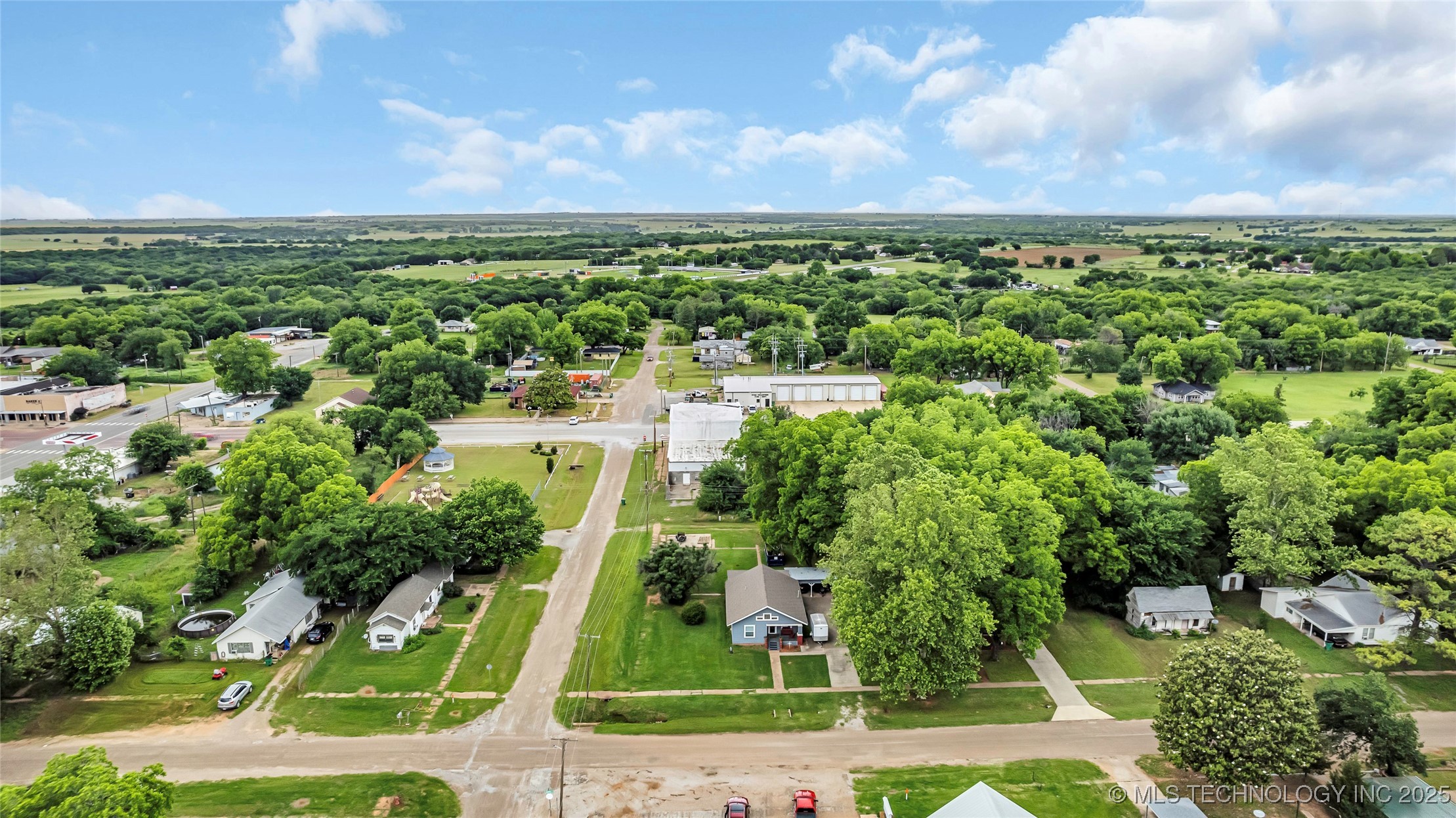 700 Lincoln Property Photo 19