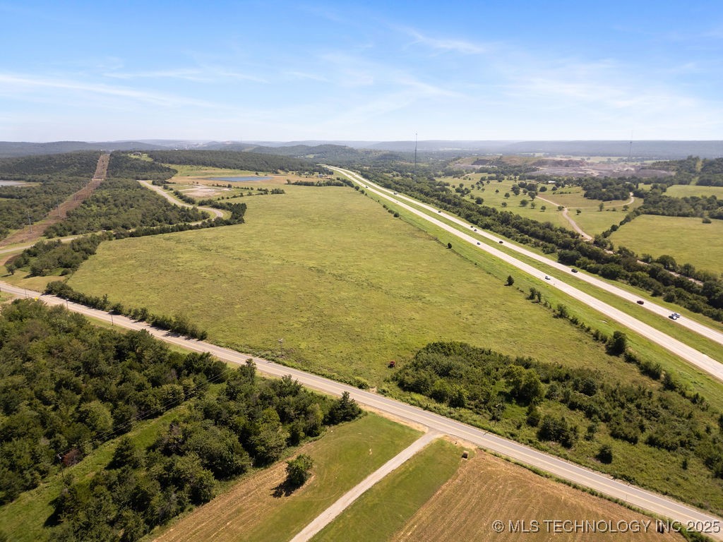 Hwy 69-75 Property Photo 6