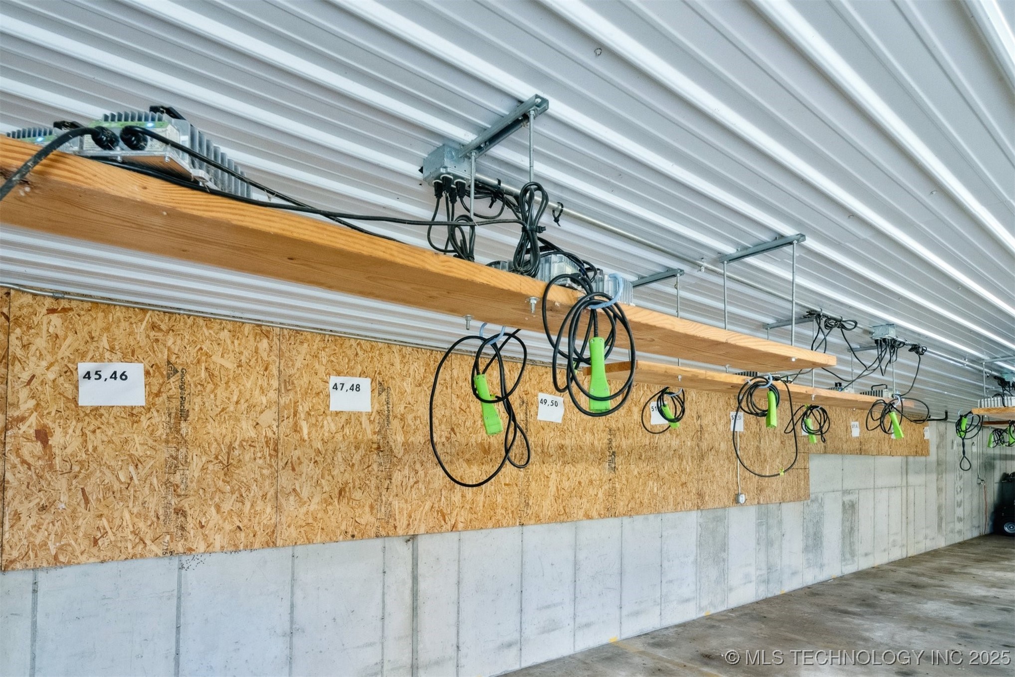 10301 S 600 Road Property Photo 39