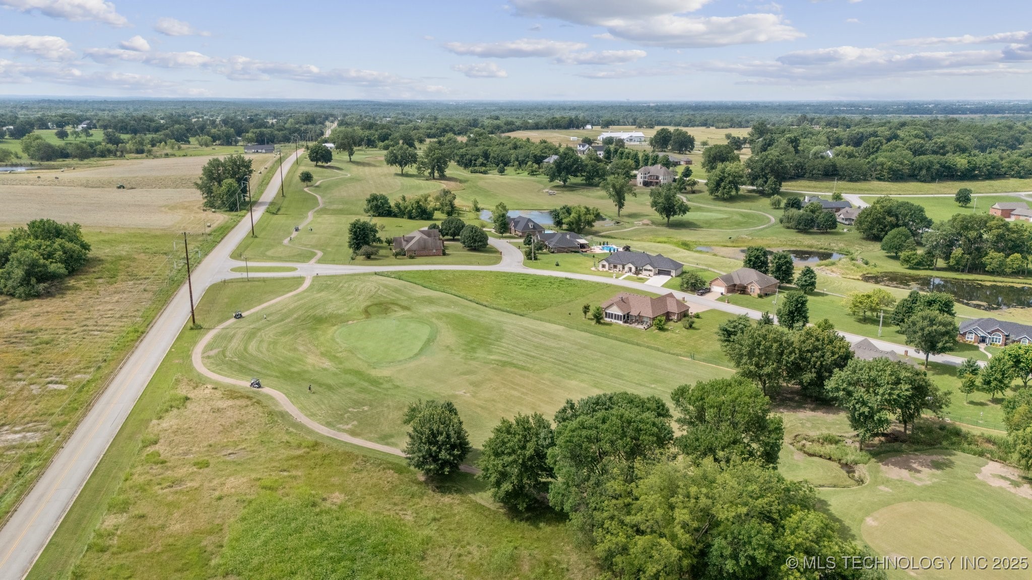 10301 S 600 Road Property Photo 56