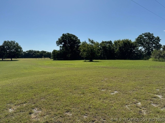 Grand Property Photo 4