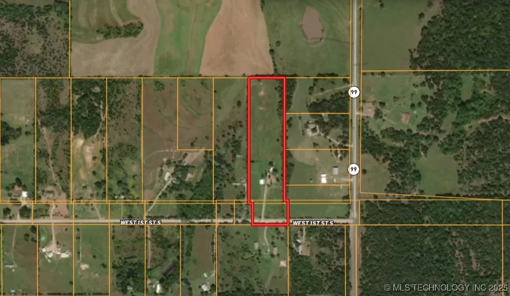 360835 W 1st Street S Property Photo 49