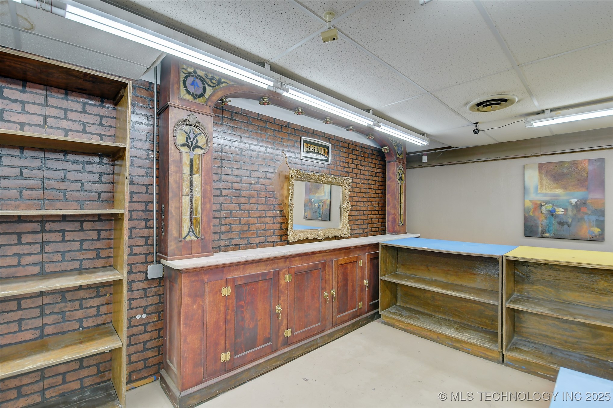 420 S Washington Street Property Photo 9