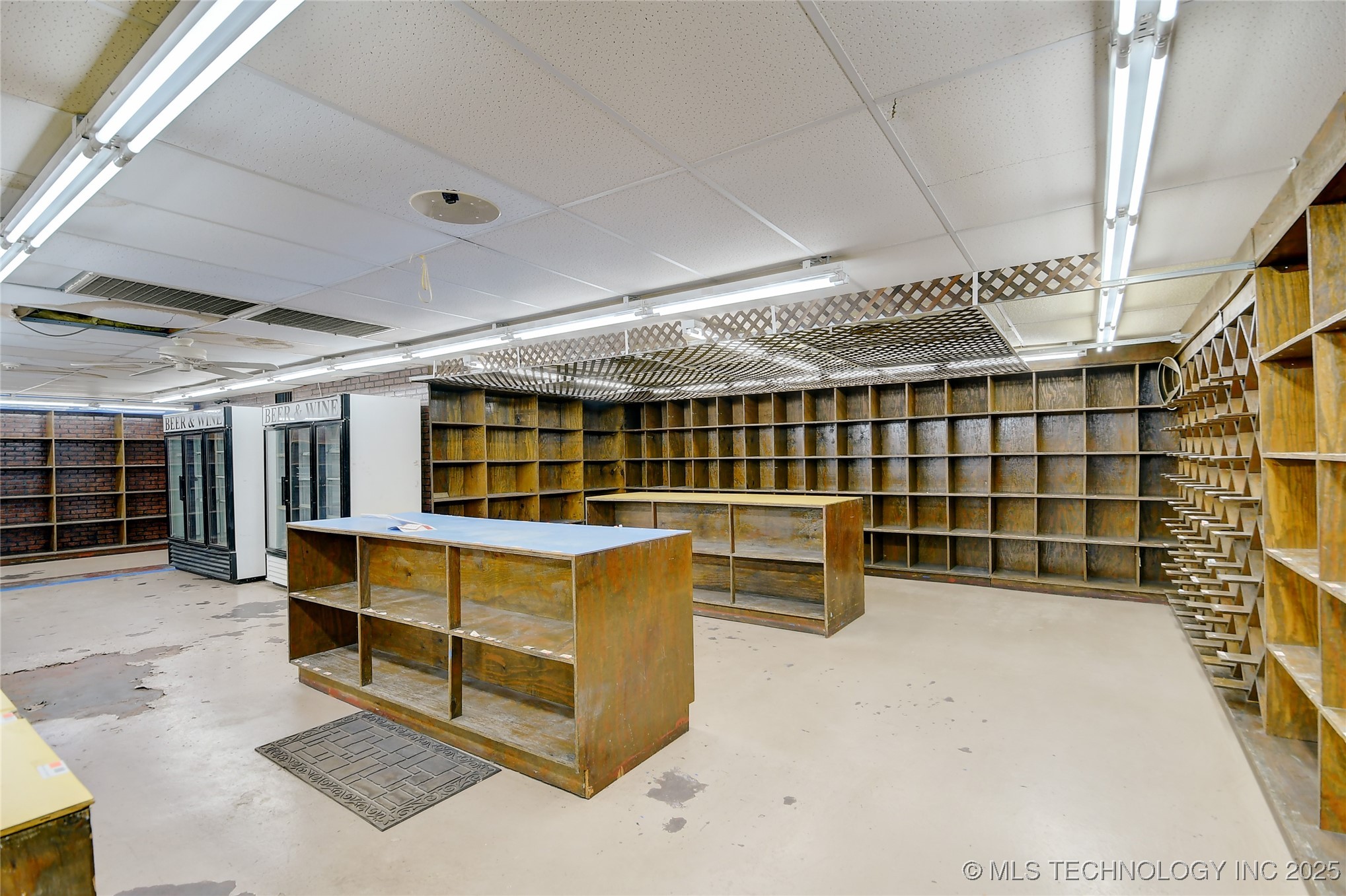 420 S Washington Street Property Photo 10