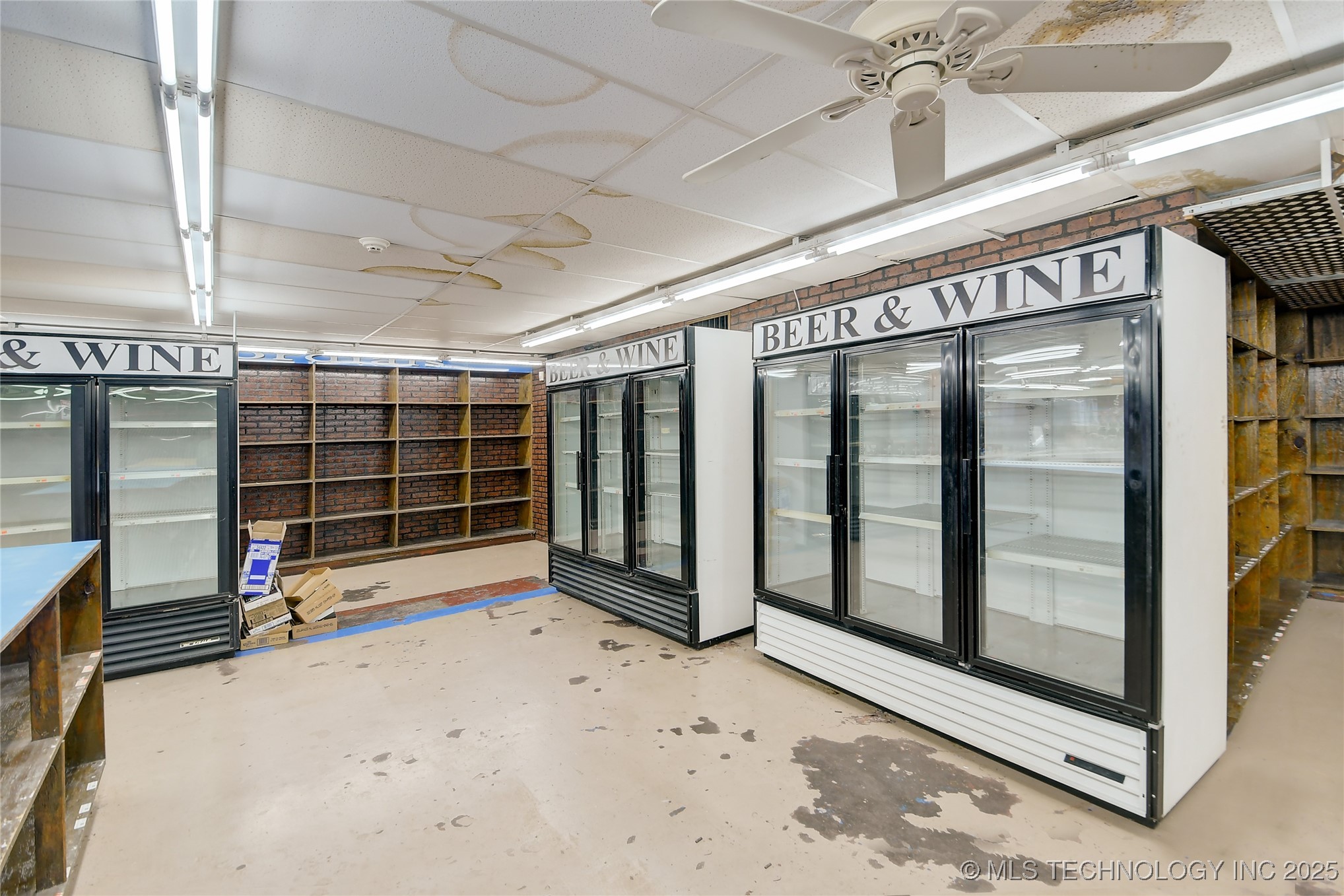 420 S Washington Street Property Photo 13